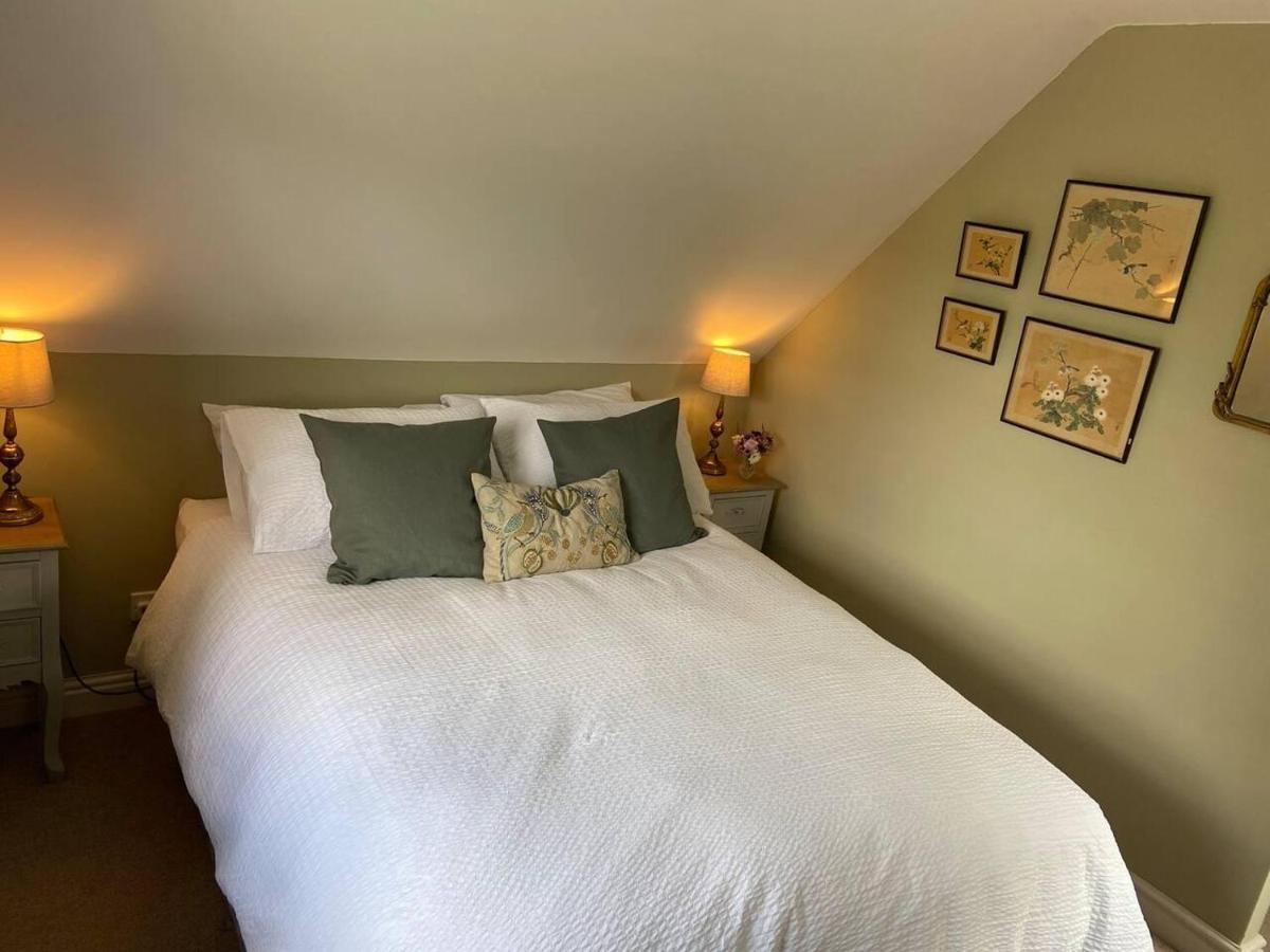 Pewsey Retreat 3 Sleeps -Petfriendly Bbq Parking Appartement Buitenkant foto